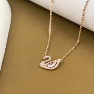 Collana con cigno in rame